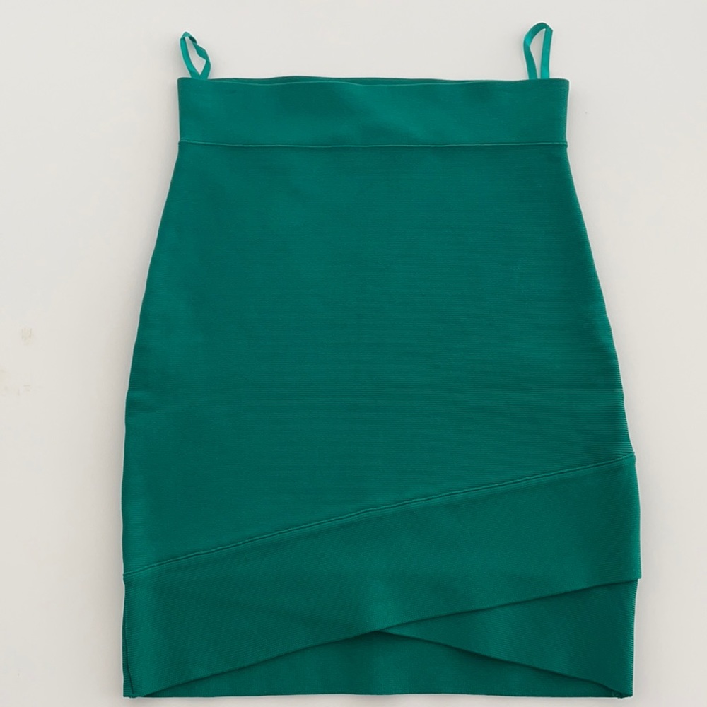 Green bodycon BCBG high waisted skirt